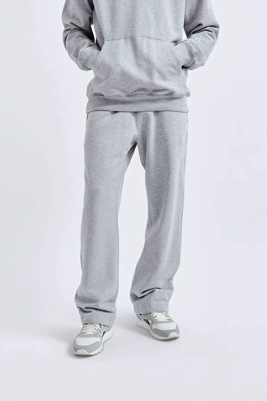 Midweight Terry Relaxed Sweatpant Ray Rickburn