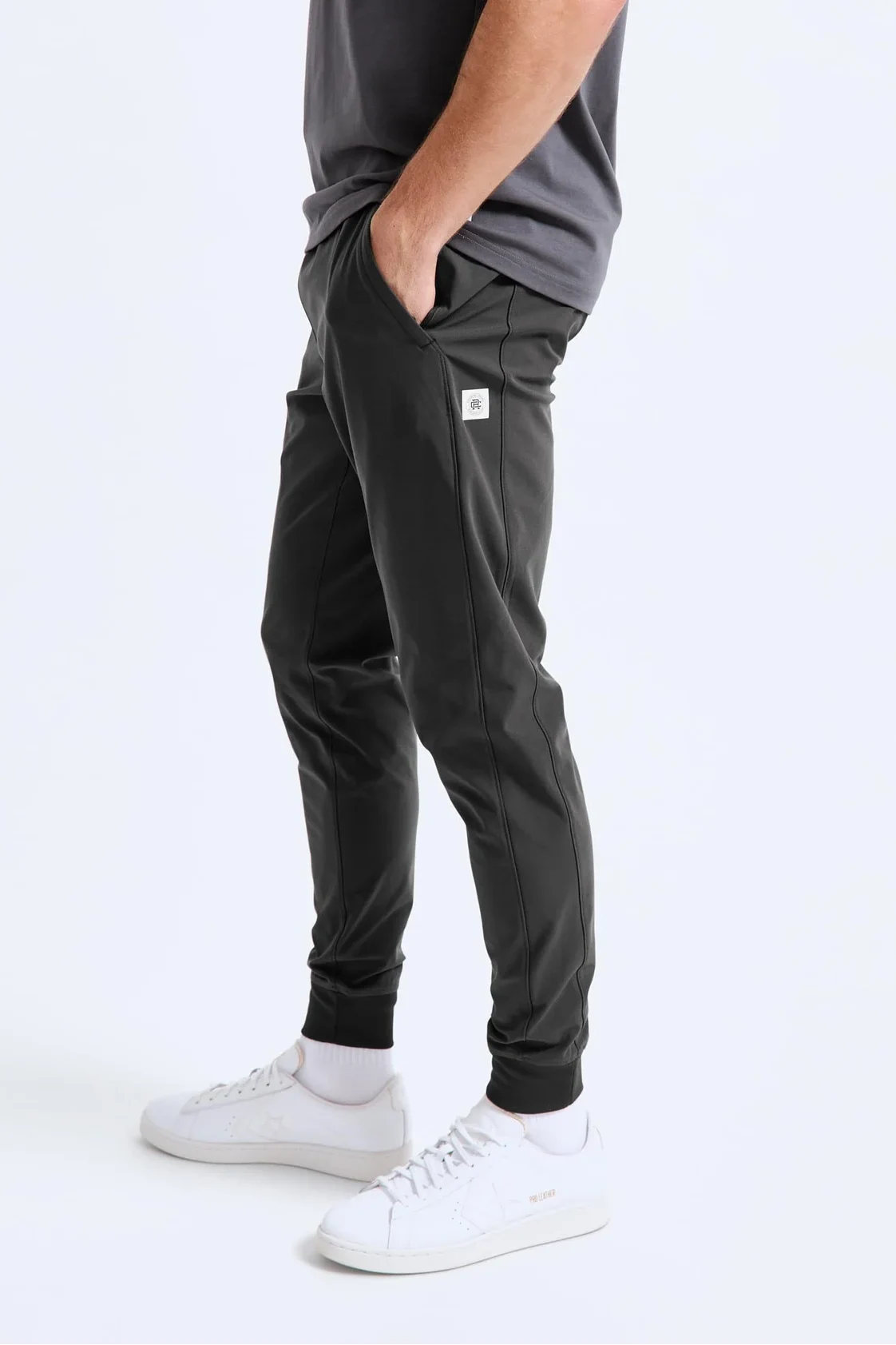 Stretch Warp Knit Coach&#39;s Slim Jogger Pants Reigning Champ   